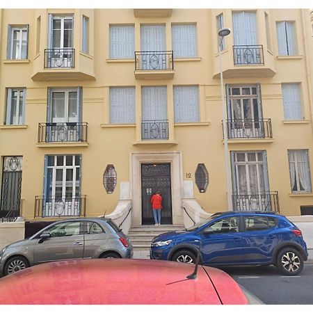 Extraordinaire Grand Studio Au Centre 6 Minutes A Pied De La Plage Et L'Hotel Negresco Nice Exterior foto