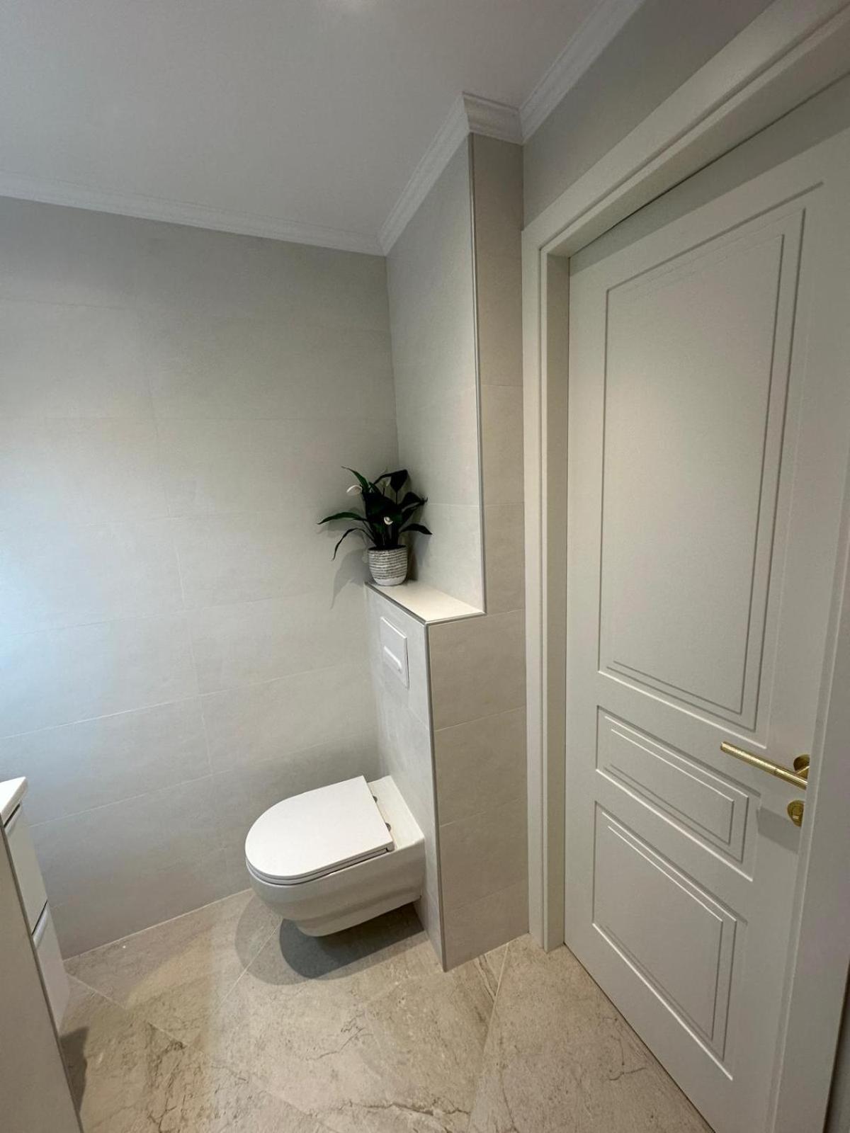 Extraordinaire Grand Studio Au Centre 6 Minutes A Pied De La Plage Et L'Hotel Negresco Nice Exterior foto