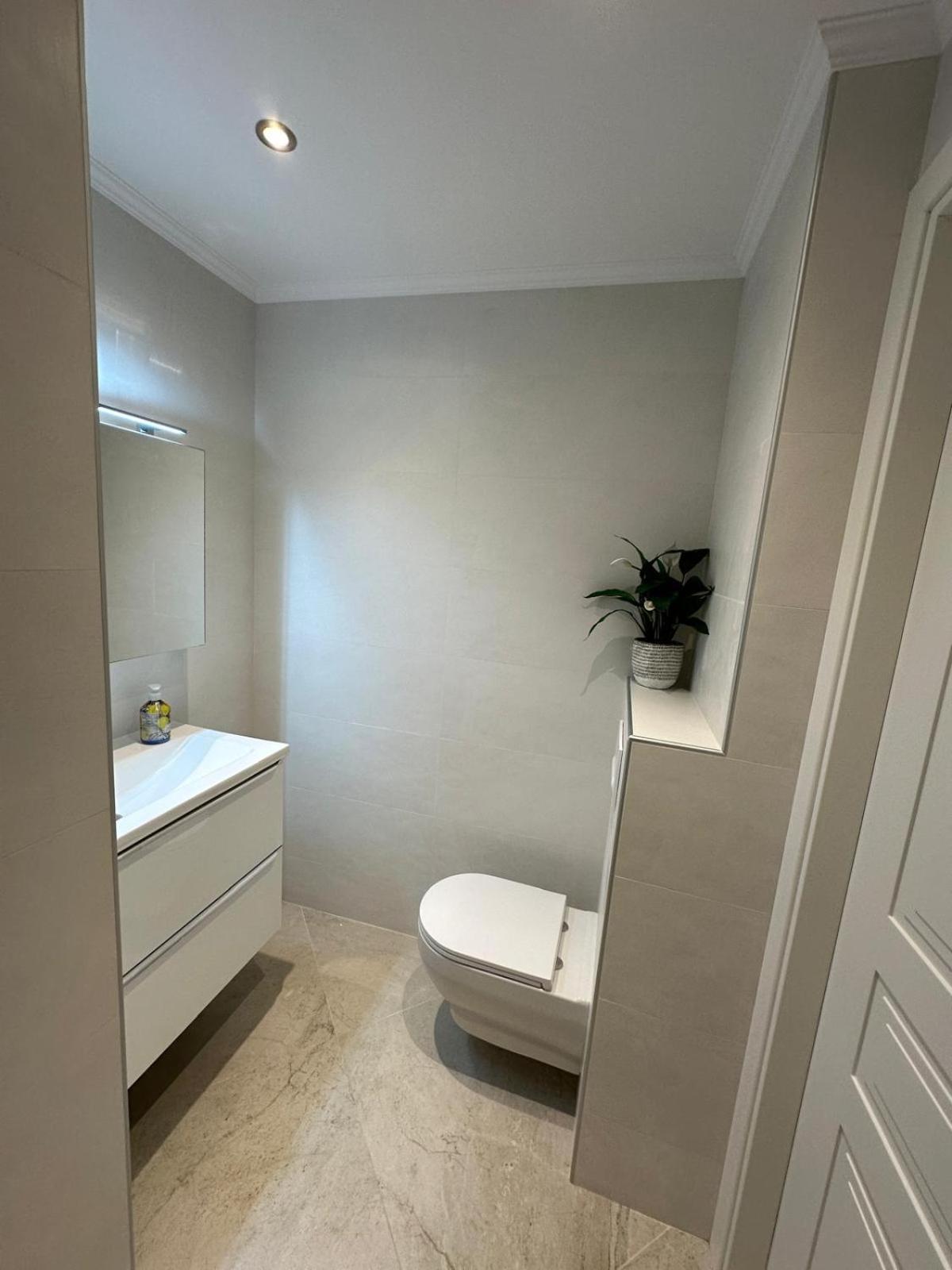 Extraordinaire Grand Studio Au Centre 6 Minutes A Pied De La Plage Et L'Hotel Negresco Nice Exterior foto